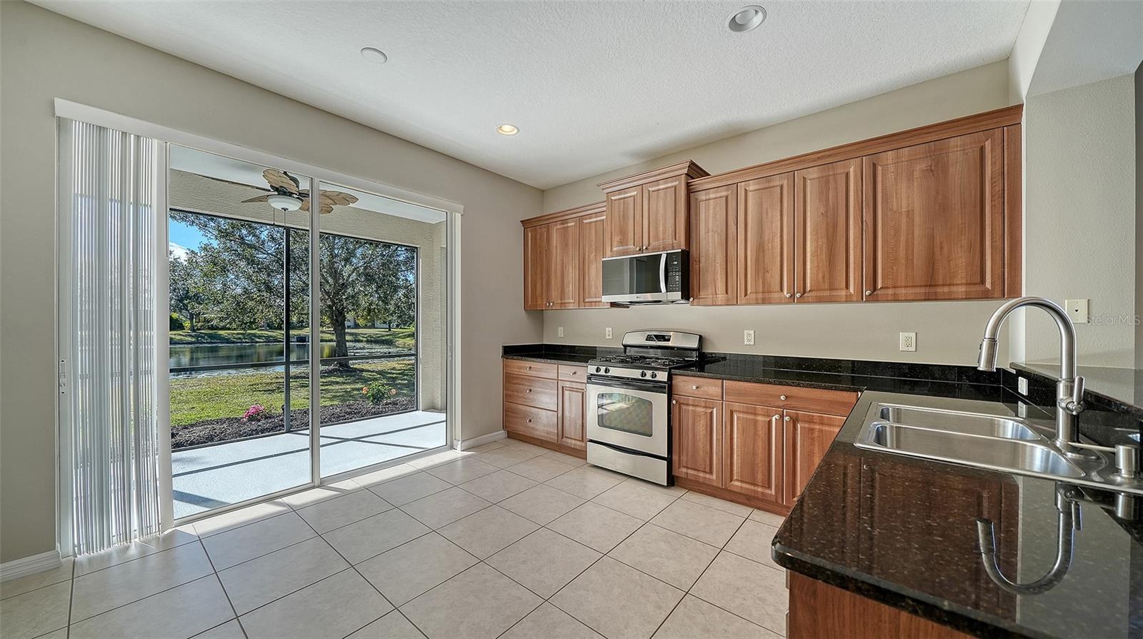 Image 12 of 41 For 4919 Newport News Circle