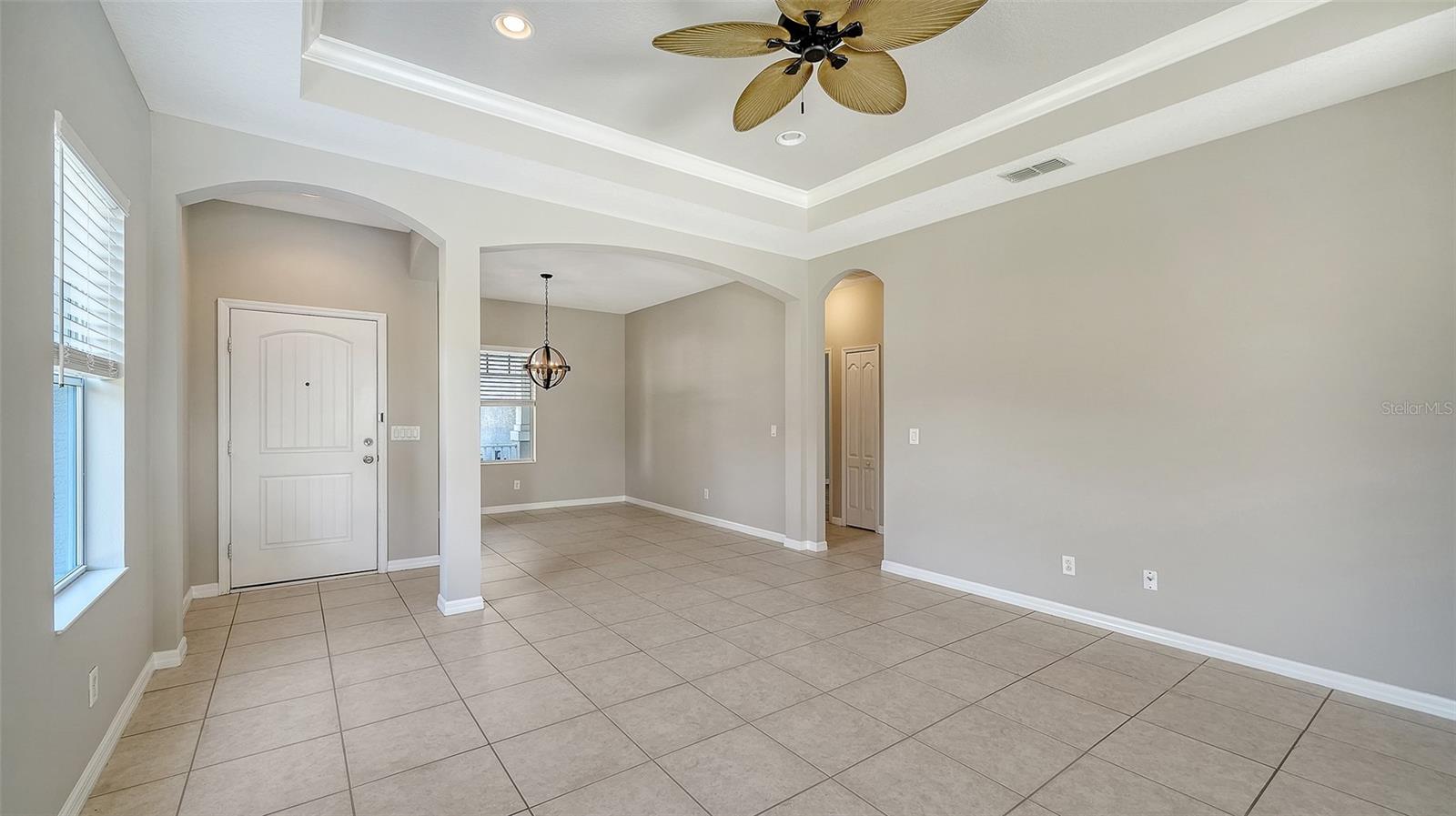 Image 8 of 41 For 4919 Newport News Circle