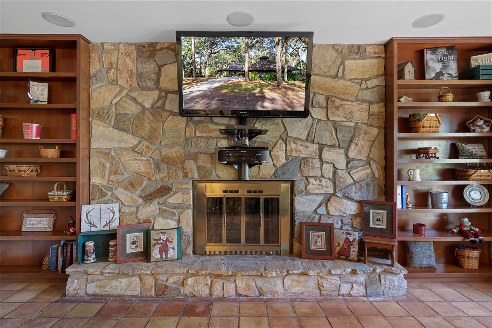 Image 26 of 77 For 8725 Quail Run Drive