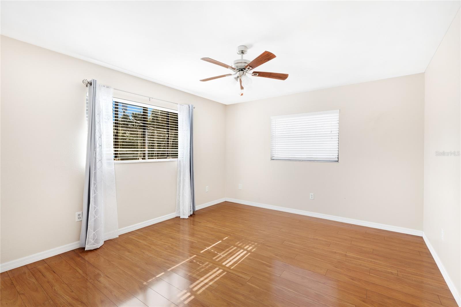 Image 14 of 27 For 3646 Mary Lane