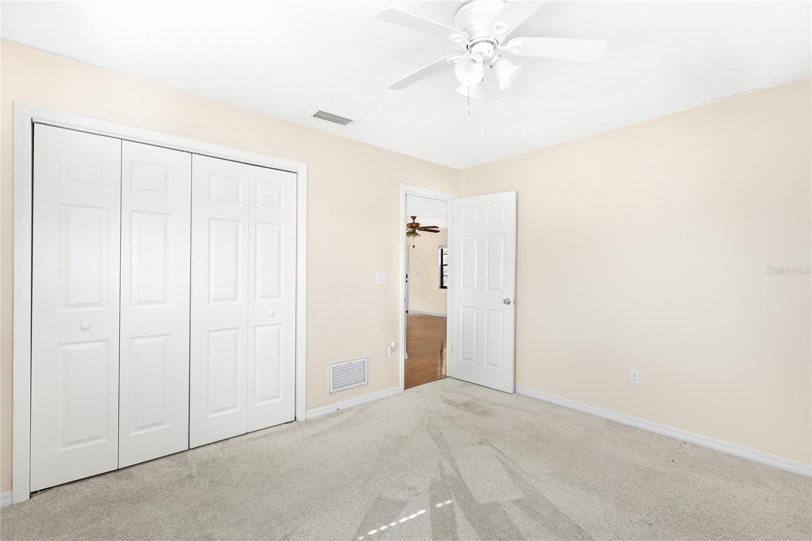 Image 19 of 27 For 3646 Mary Lane