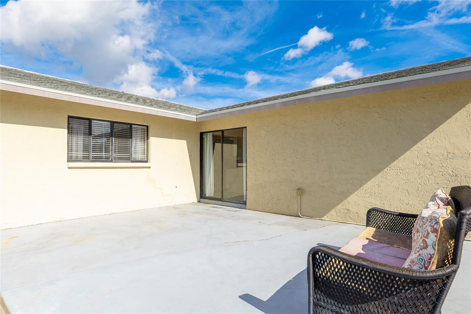 Image 22 of 27 For 3646 Mary Lane