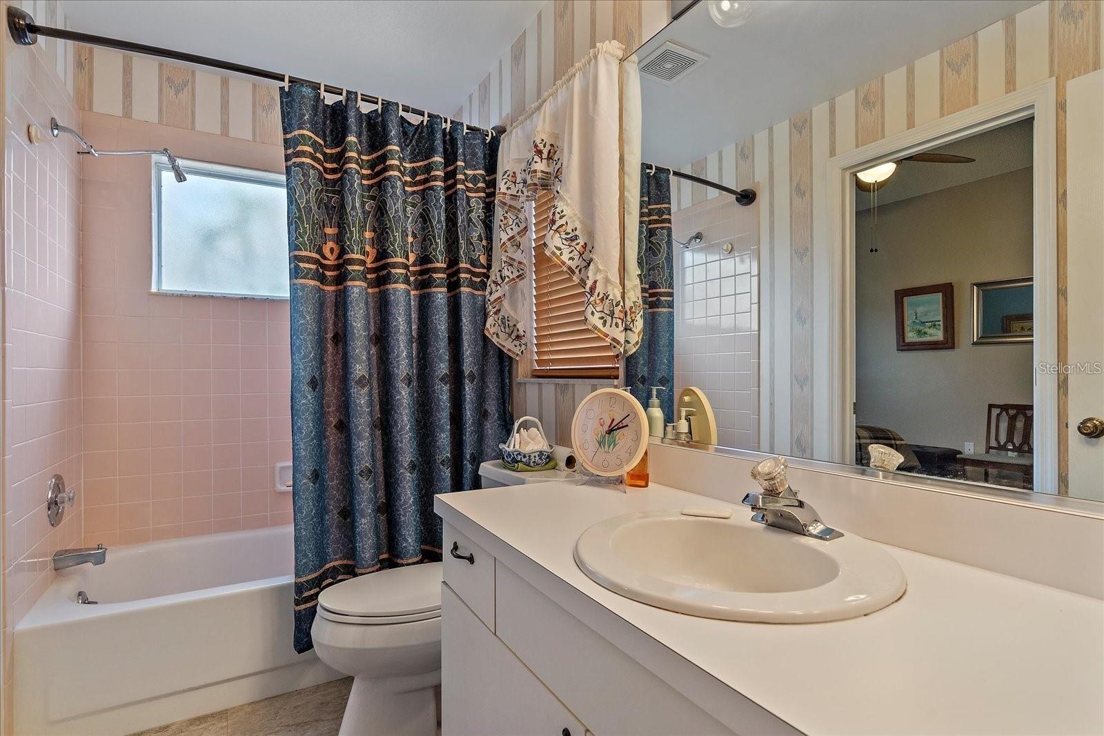 Image 12 of 13 For 5508 Gardens Drive