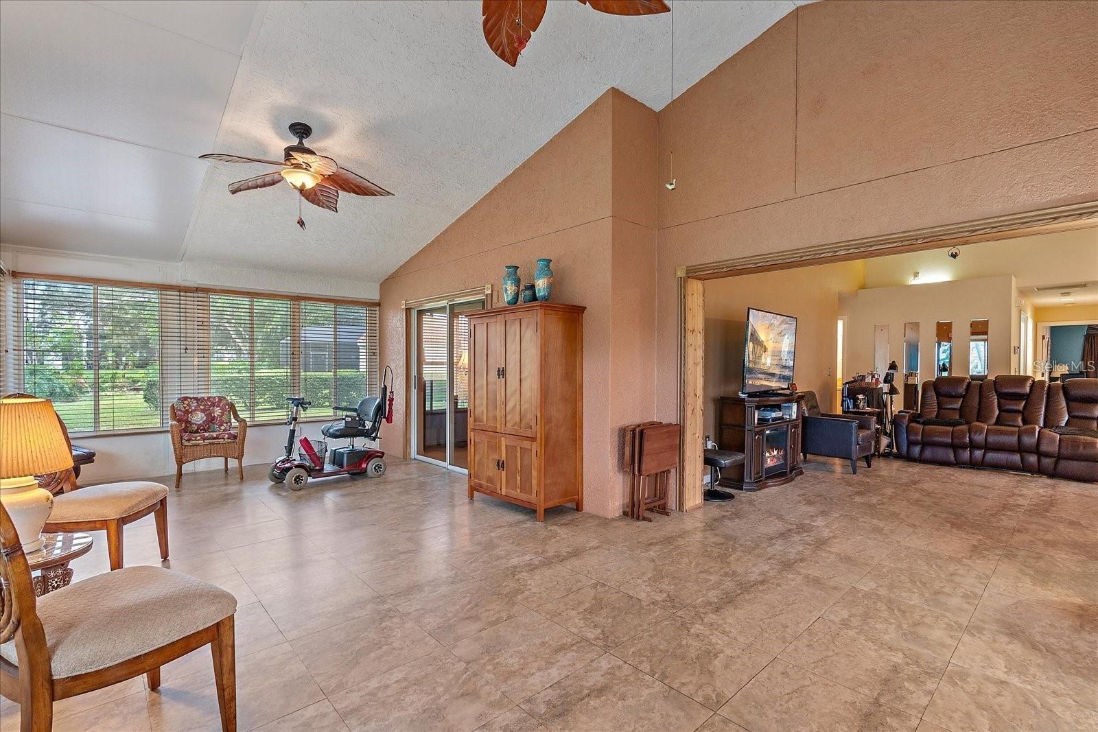 Image 8 of 13 For 5508 Gardens Drive