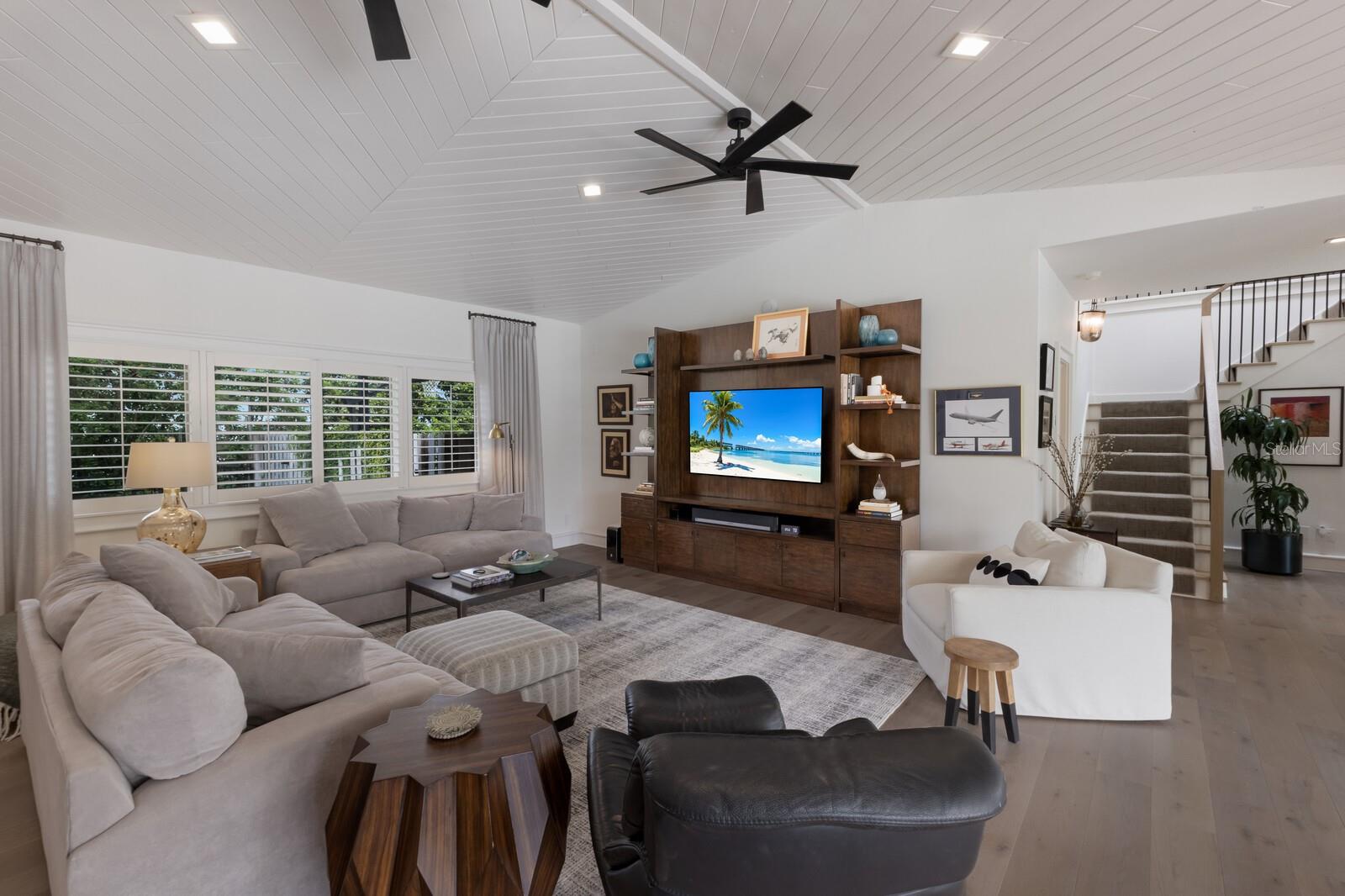 Image 34 of 75 For 3709 Beneva Oaks