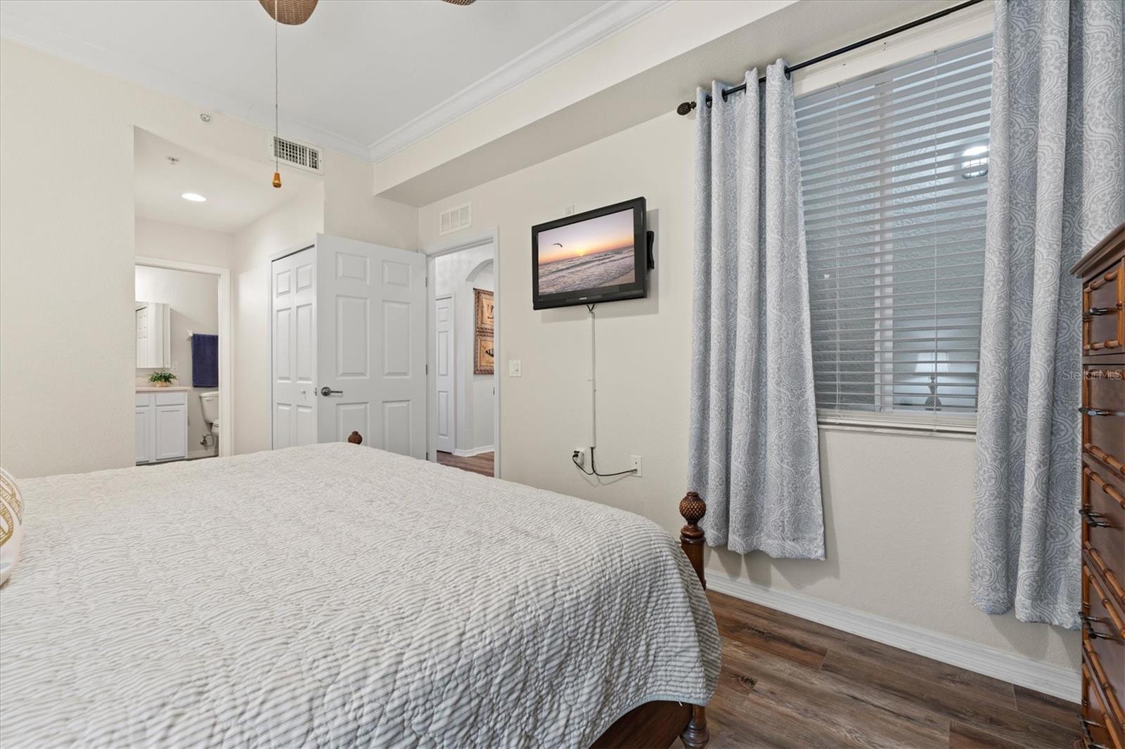 Image 30 of 81 For 7705 Grand Estuary Trail 102