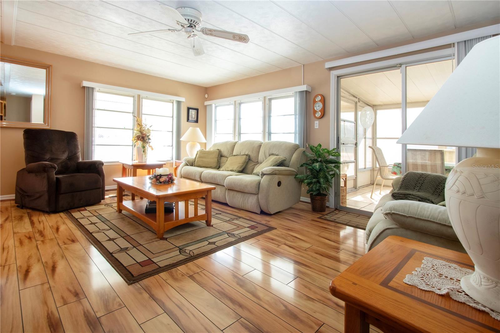 Image 30 of 75 For 420 49th Street E 145