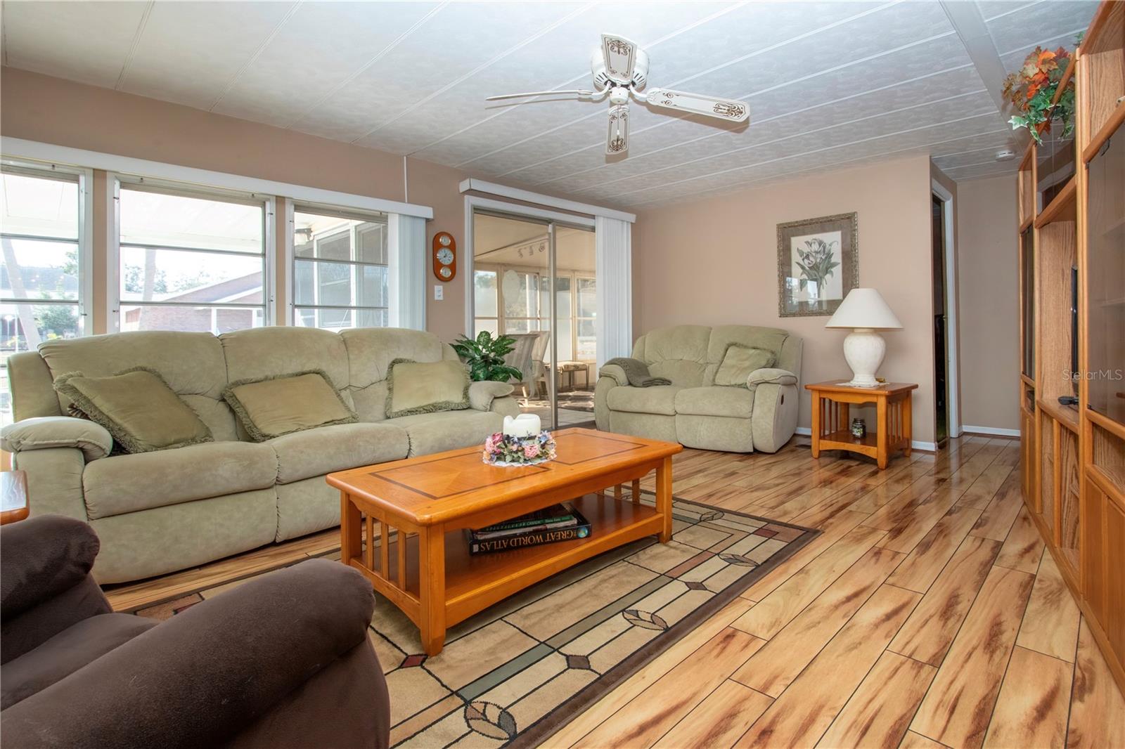 Image 32 of 75 For 420 49th Street E 145