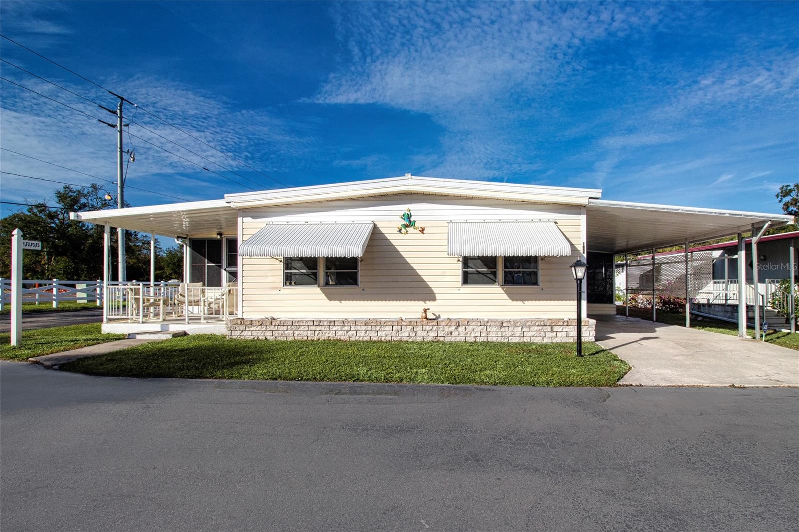 Image 61 of 75 For 420 49th Street E 145