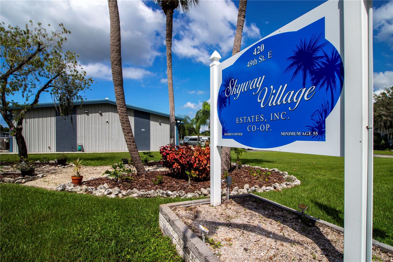 Image 62 of 75 For 420 49th Street E 145