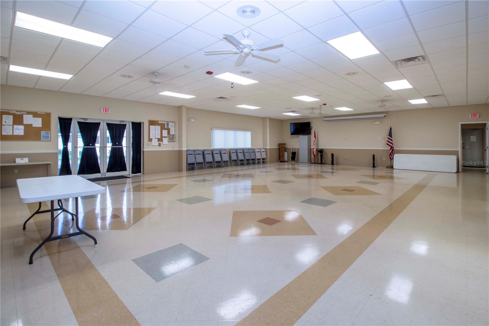 Image 64 of 75 For 420 49th Street E 145