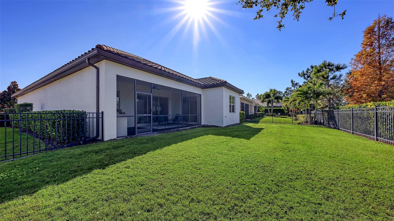 Image 38 of 54 For 12115 Perennial Place