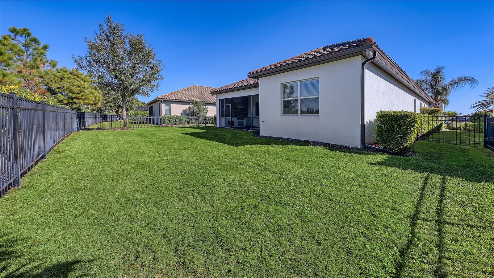 Image 39 of 54 For 12115 Perennial Place