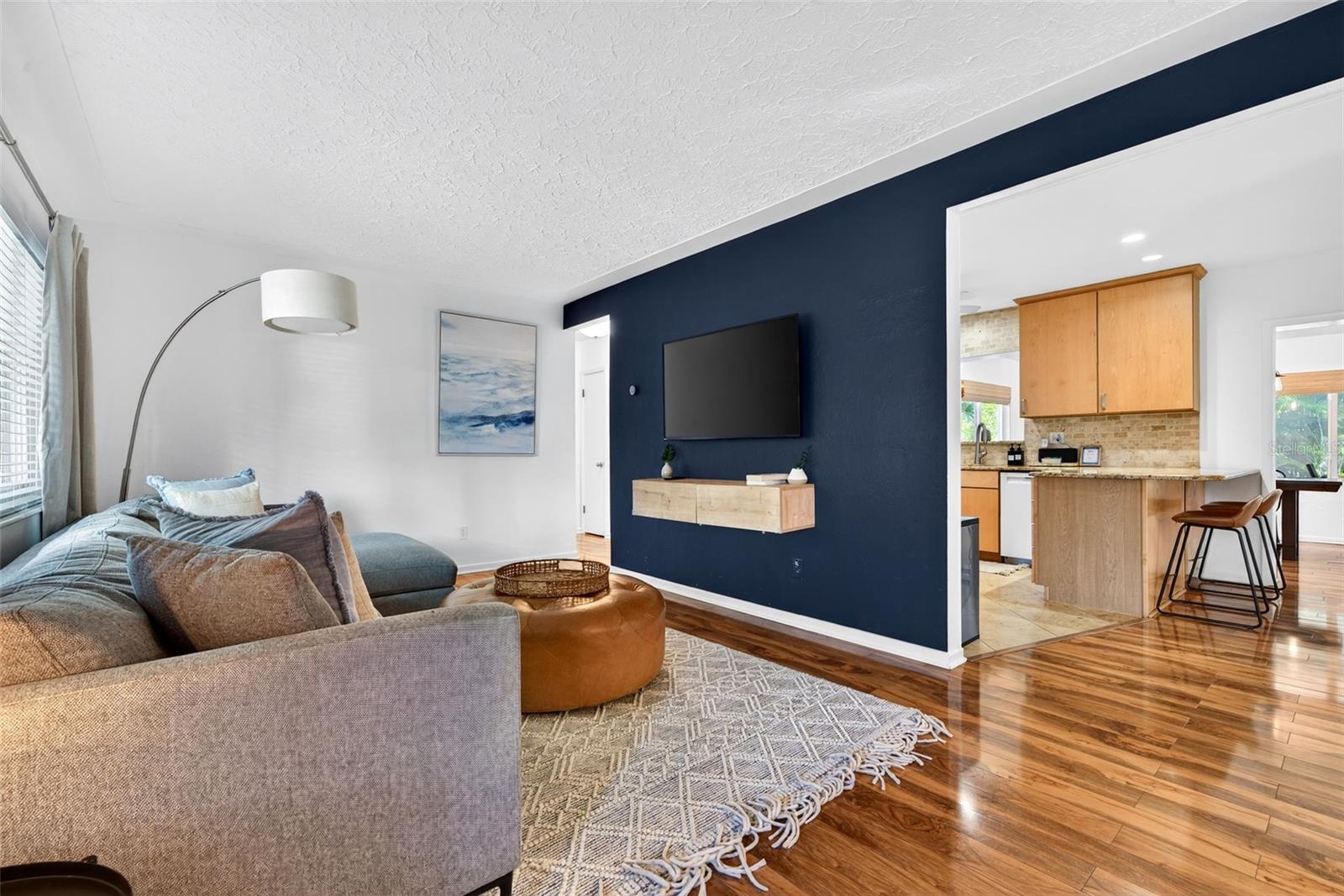 Image 7 of 64 For 6215 Rodgers Avenue