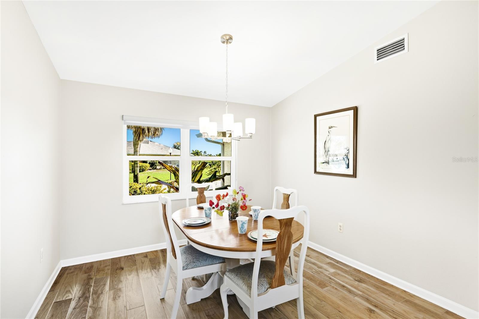 Image 12 of 48 For 5004 Coral Lake Drive