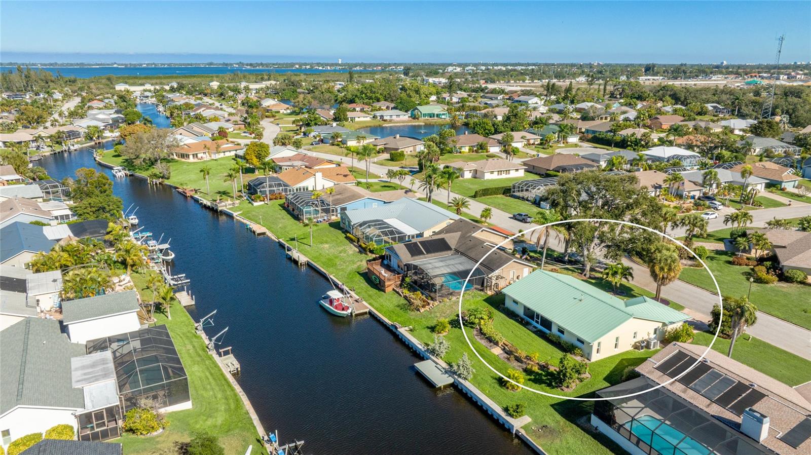 Image 4 of 48 For 5004 Coral Lake Drive