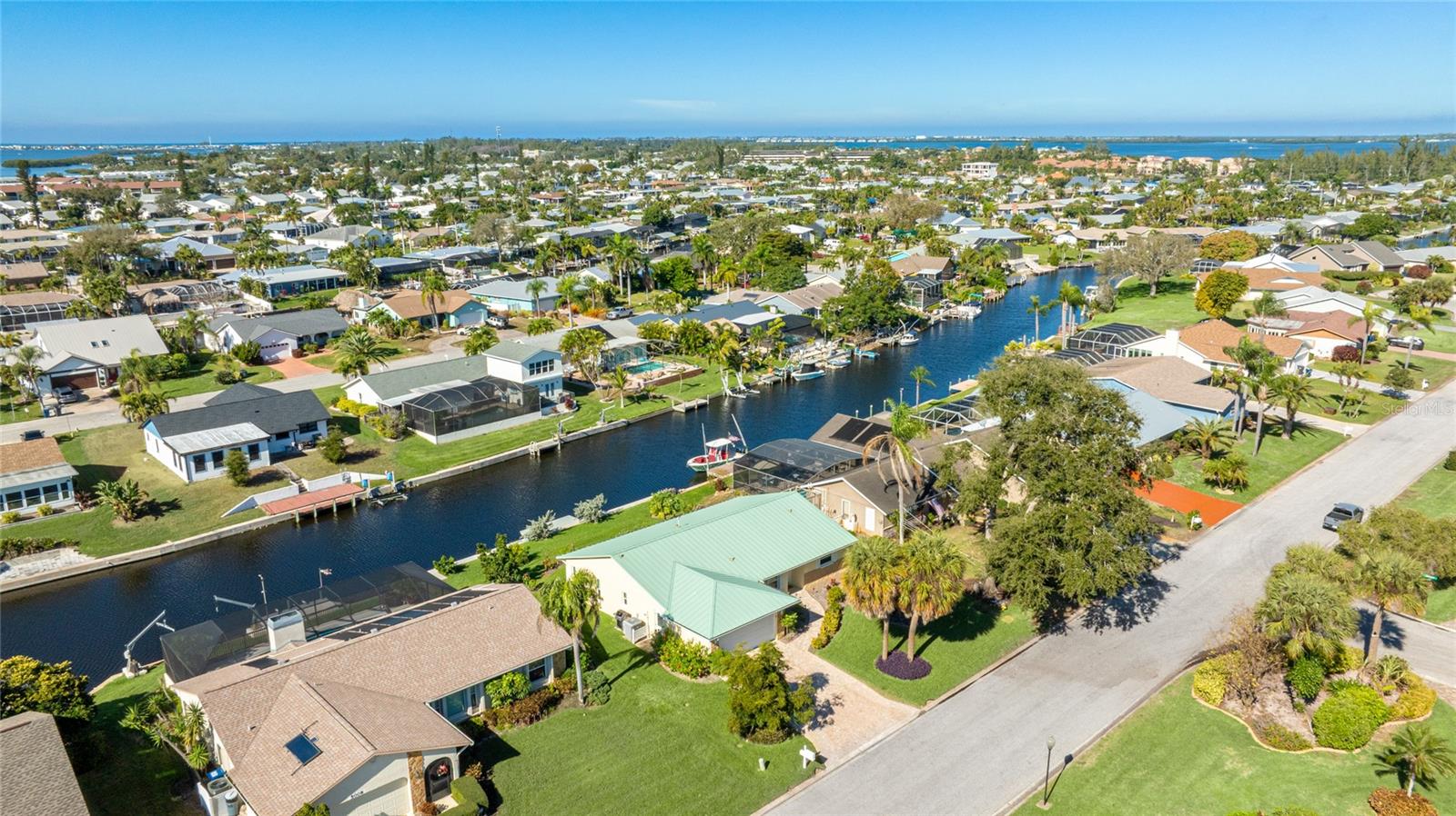 Image 41 of 48 For 5004 Coral Lake Drive