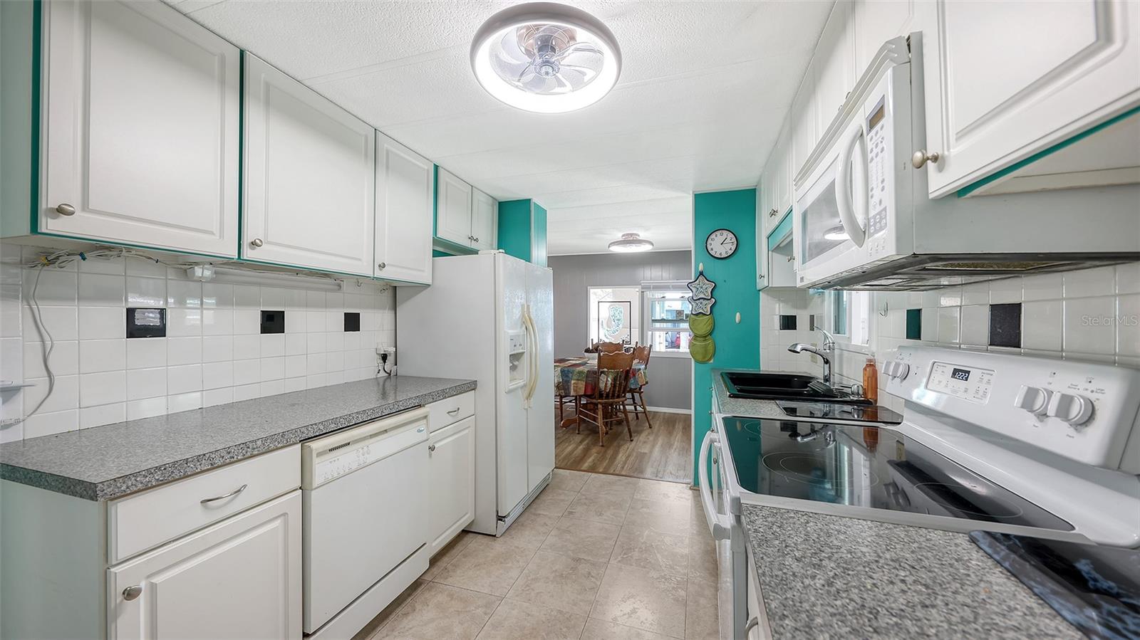 Image 17 of 38 For 502 Bolivia Boulevard