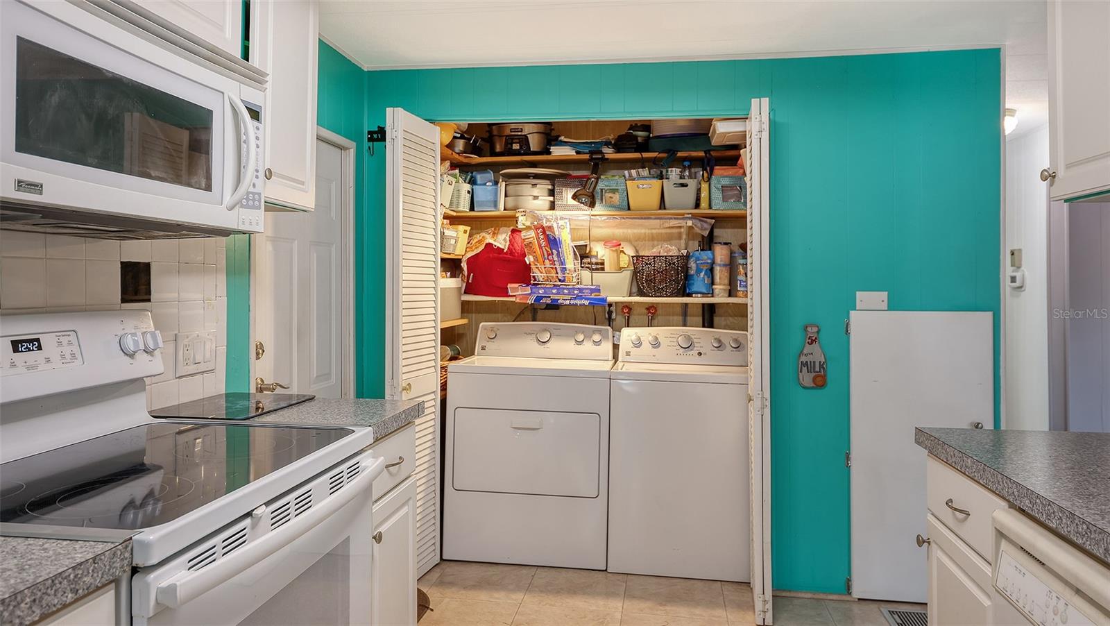 Image 20 of 38 For 502 Bolivia Boulevard