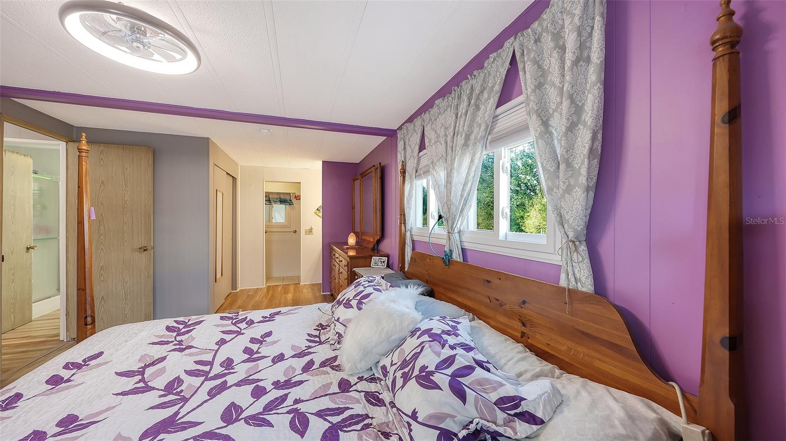 Image 25 of 38 For 502 Bolivia Boulevard