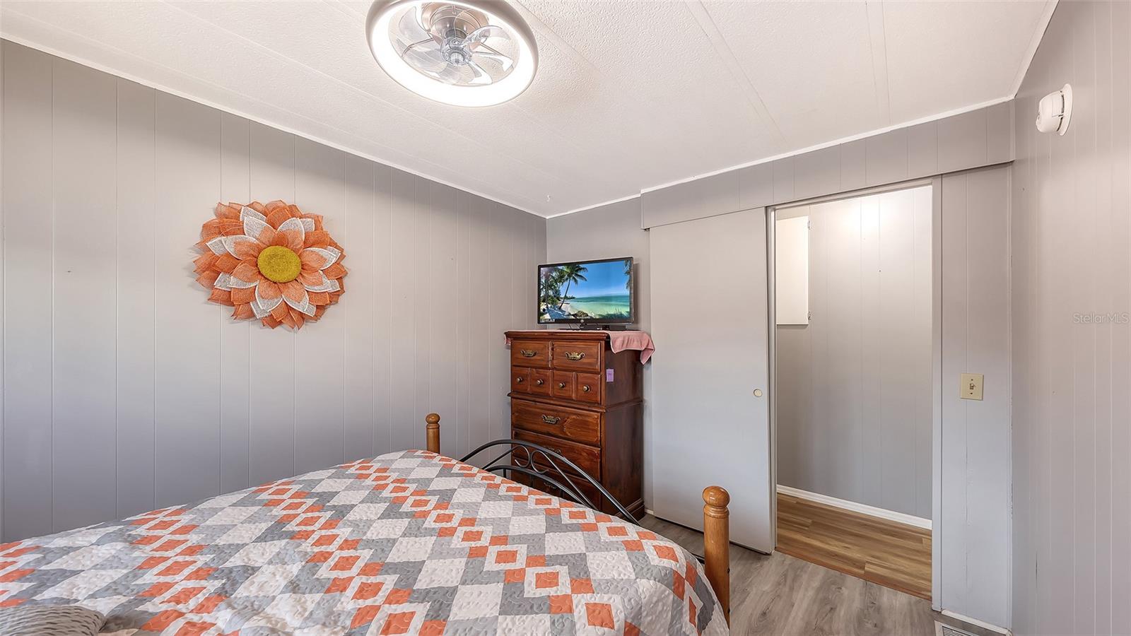 Image 26 of 38 For 502 Bolivia Boulevard