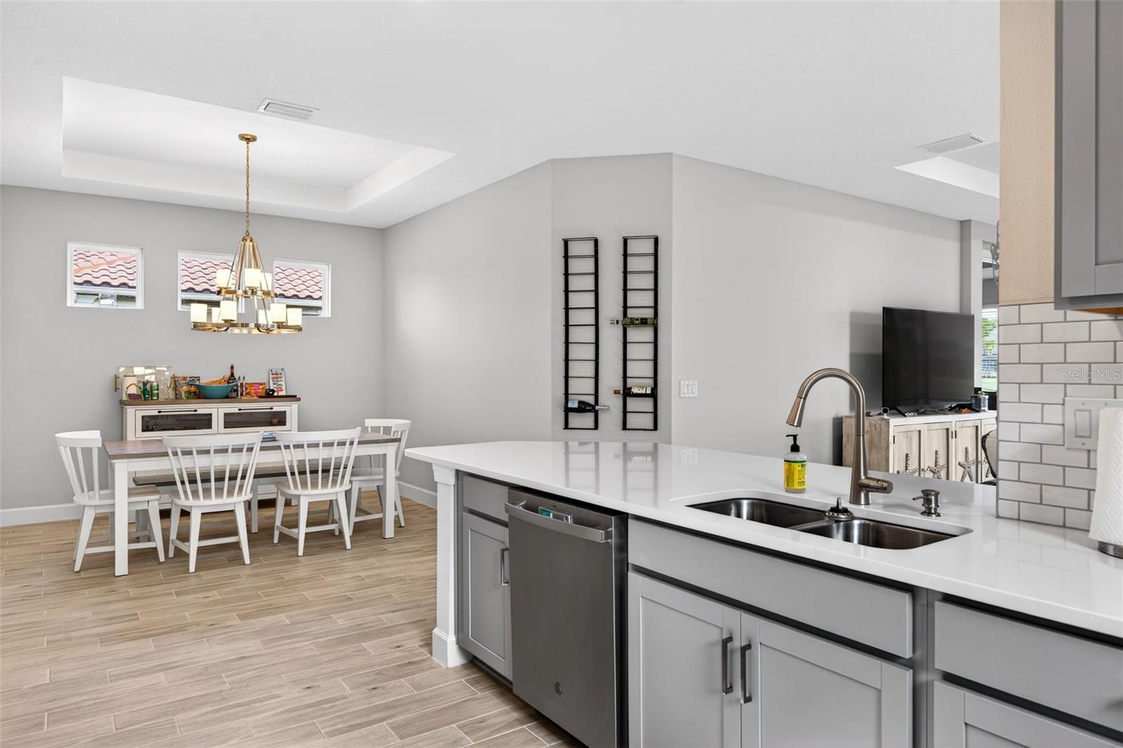 Image 16 of 92 For 3021 Veneto Court