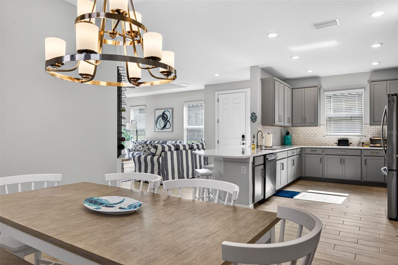 Image 19 of 92 For 3021 Veneto Court