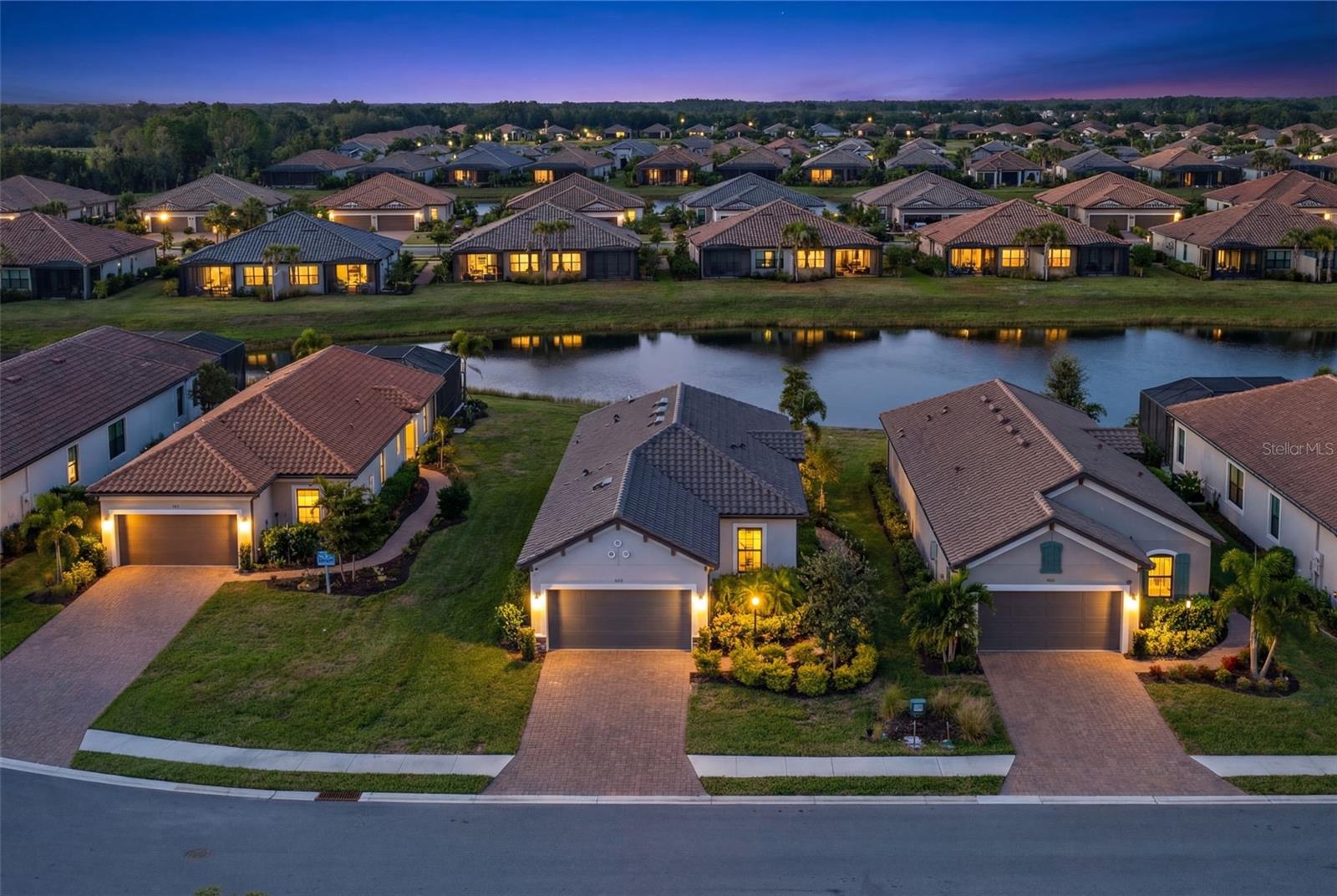 Image 2 of 92 For 3021 Veneto Court