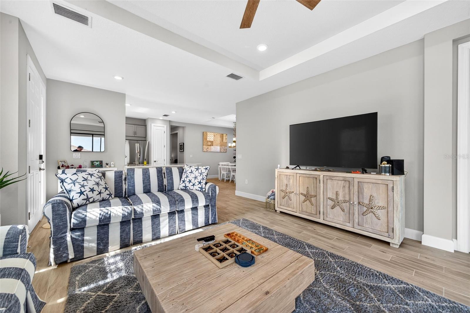 Image 23 of 92 For 3021 Veneto Court