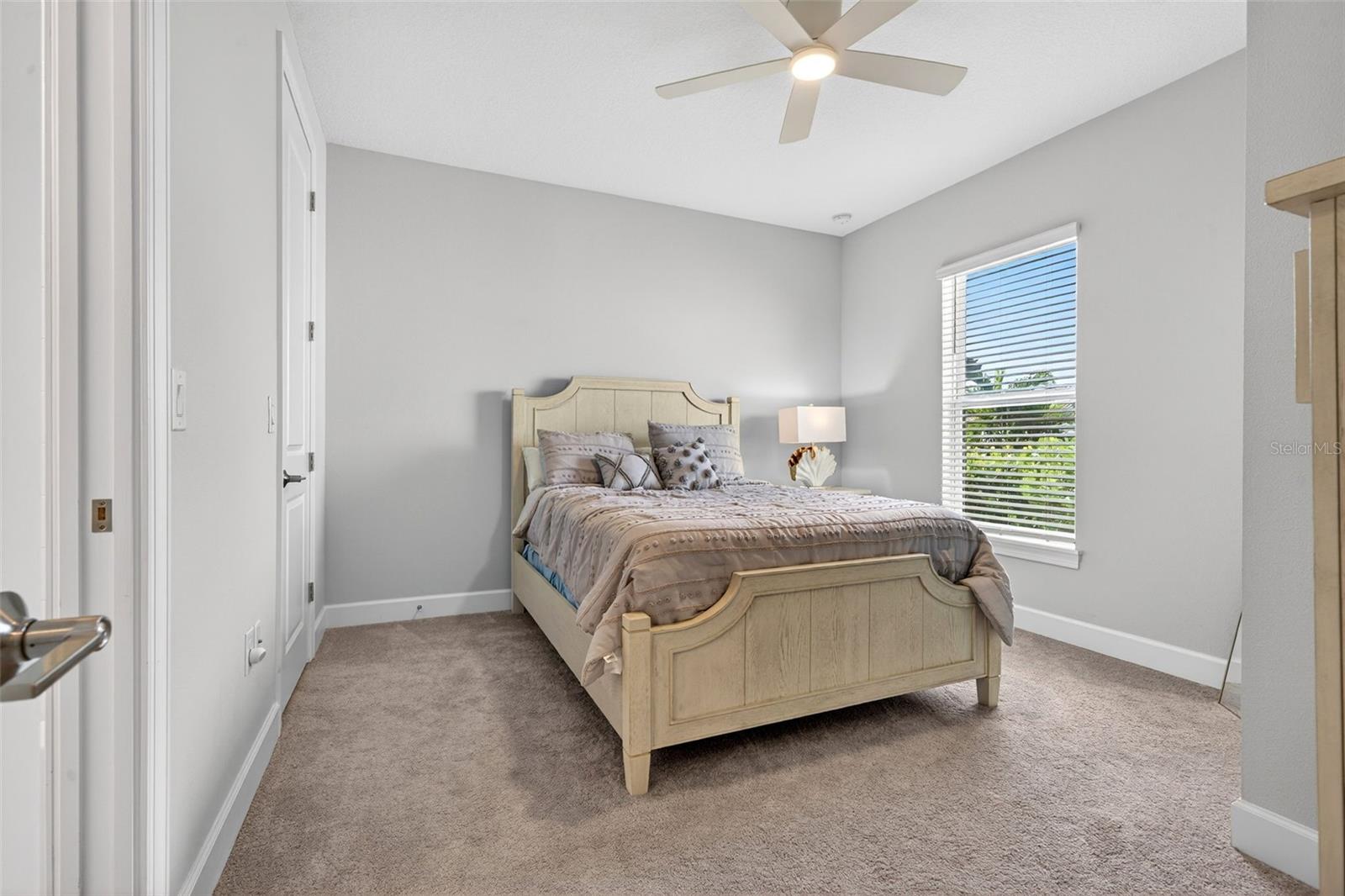 Image 33 of 92 For 3021 Veneto Court