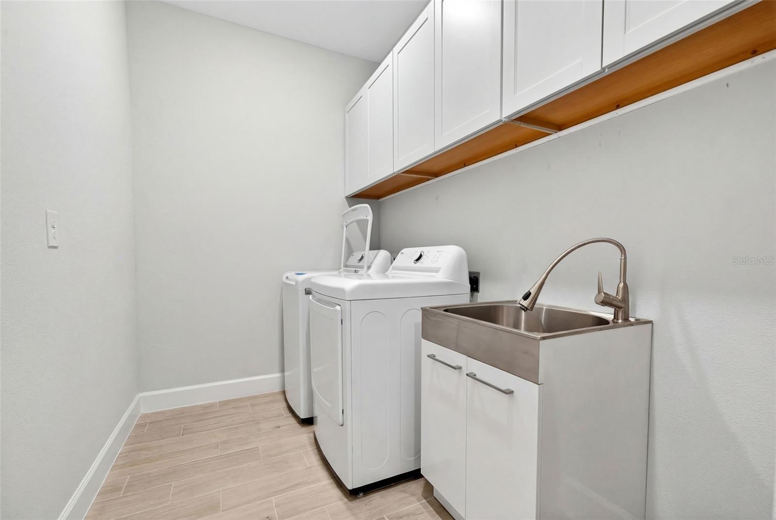 Image 40 of 92 For 3021 Veneto Court