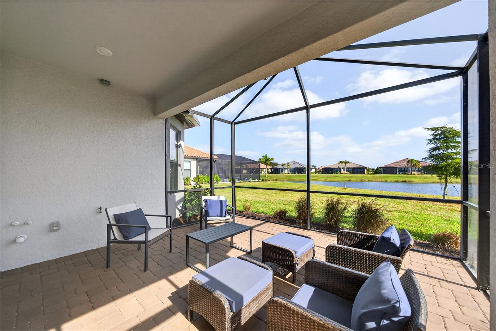 Image 46 of 92 For 3021 Veneto Court