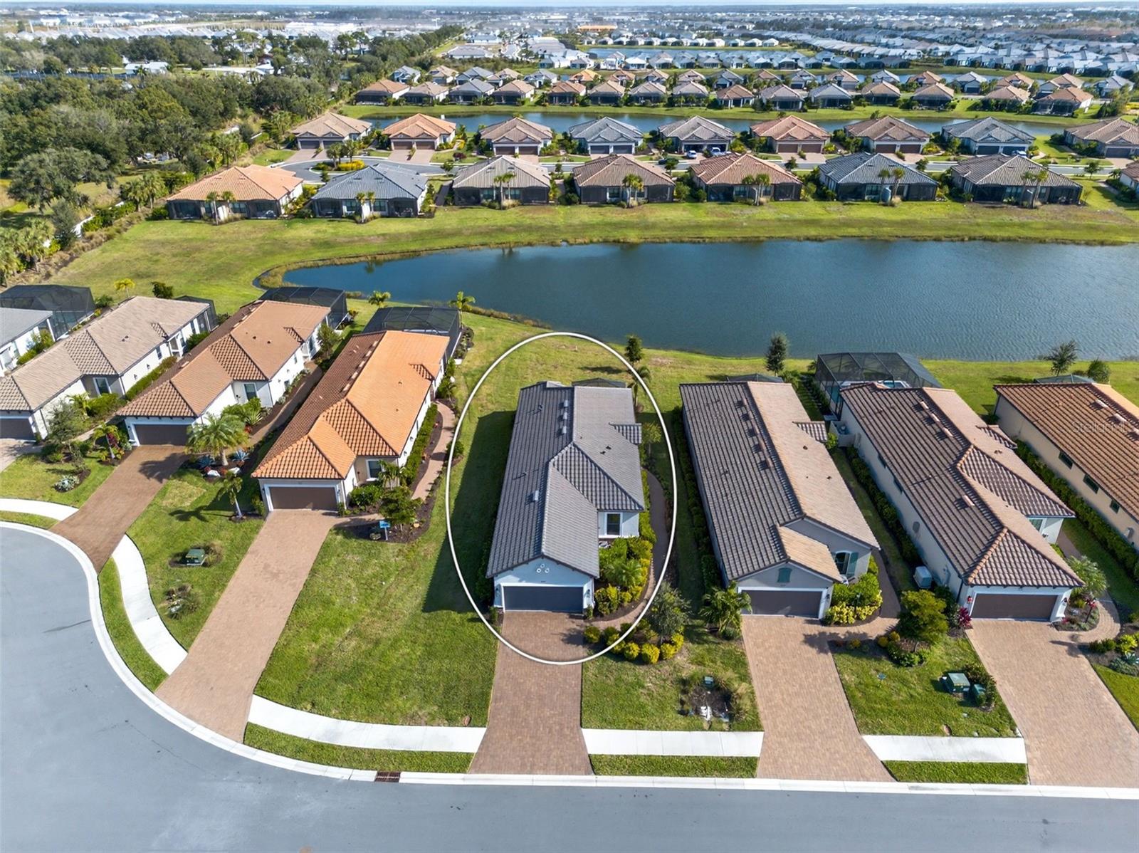 Image 70 of 92 For 3021 Veneto Court