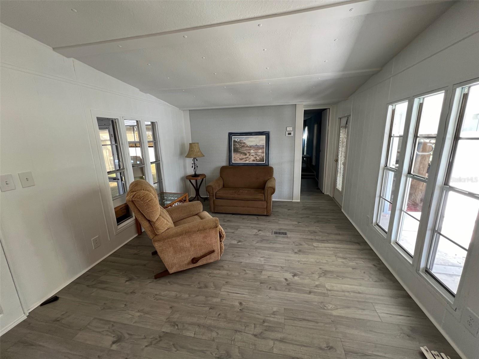 Image 7 of 12 For 11 Shady Lane