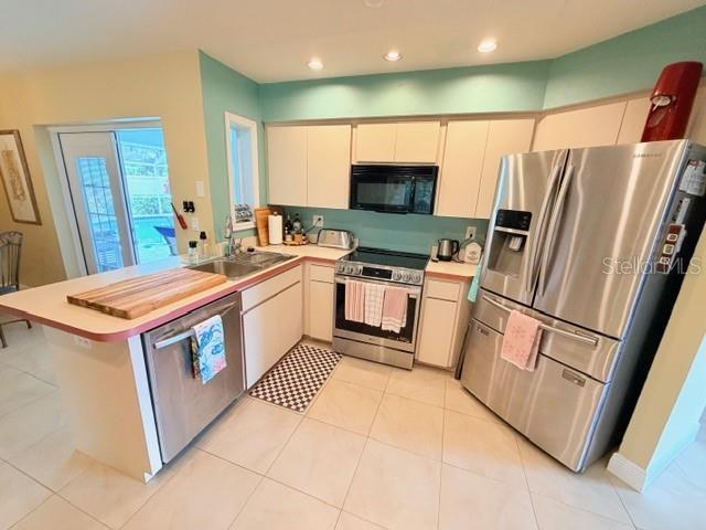 Image 15 of 82 For 5102 19th Avenue W