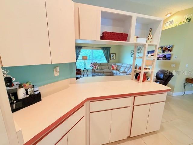 Image 17 of 82 For 5102 19th Avenue W