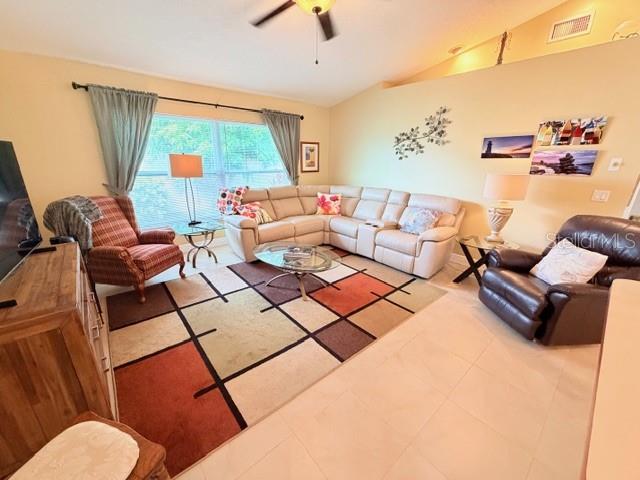 Image 20 of 82 For 5102 19th Avenue W