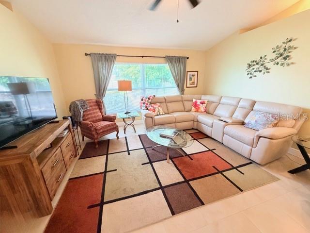 Image 21 of 82 For 5102 19th Avenue W