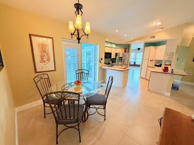 Image 26 of 82 For 5102 19th Avenue W