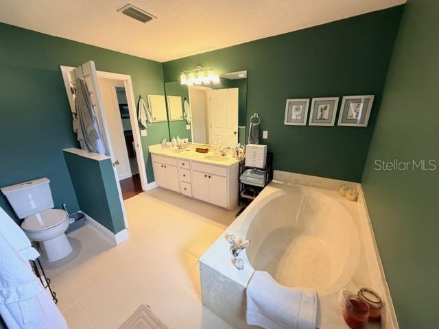 Image 36 of 82 For 5102 19th Avenue W