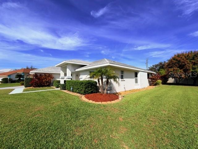 Image 4 of 82 For 5102 19th Avenue W