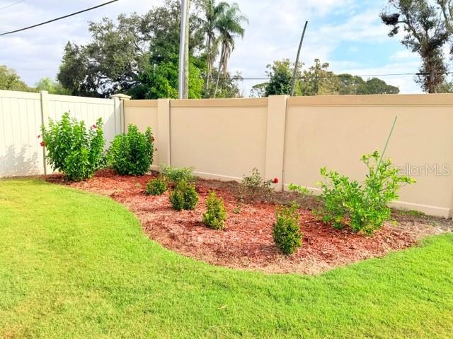 Image 64 of 82 For 5102 19th Avenue W