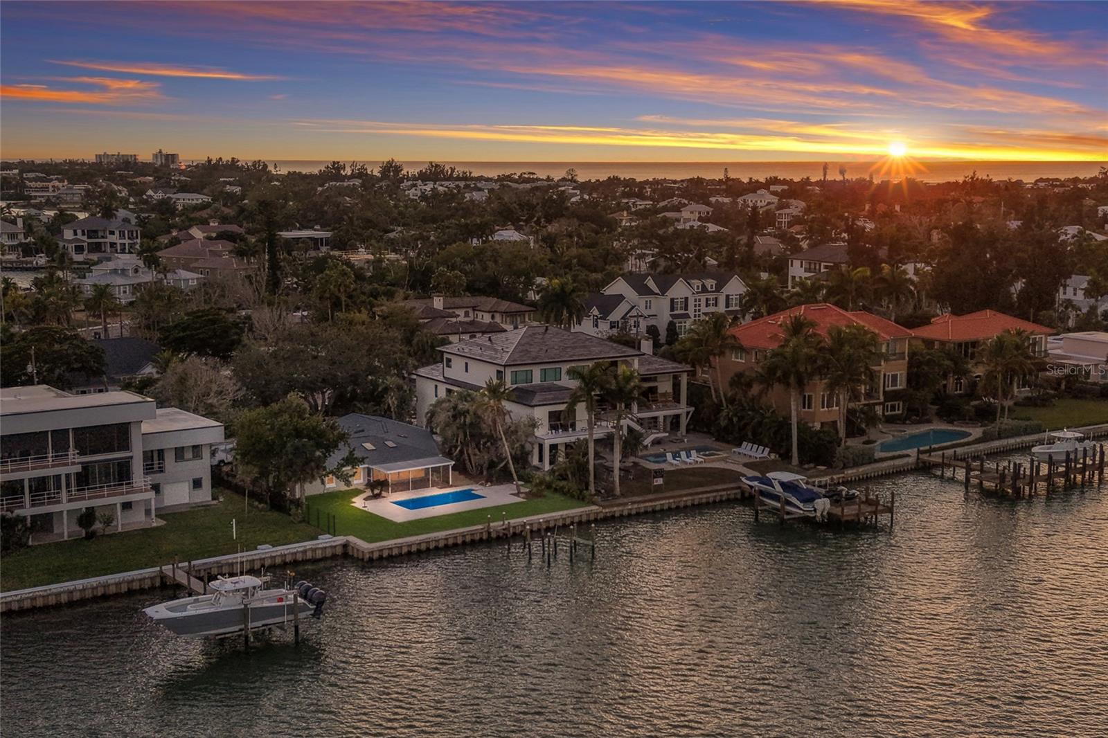 Image 22 of 45 For 843 Norsota Way