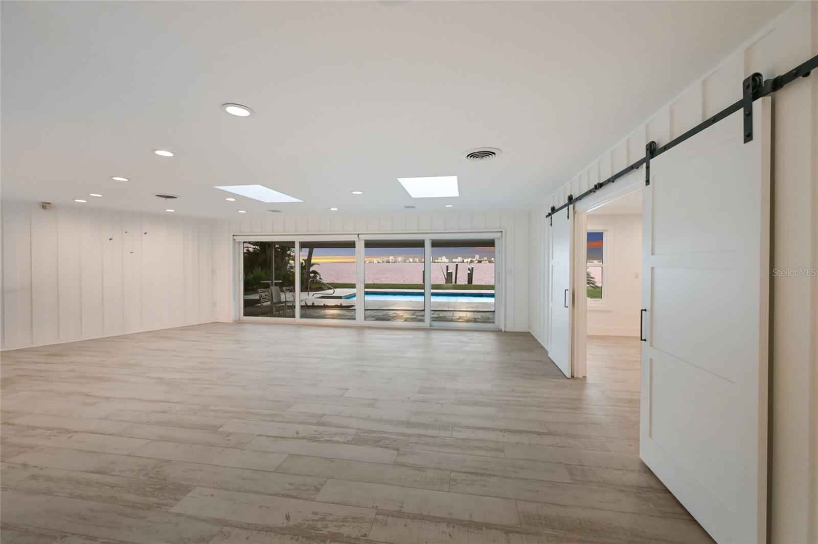 Image 33 of 45 For 843 Norsota Way