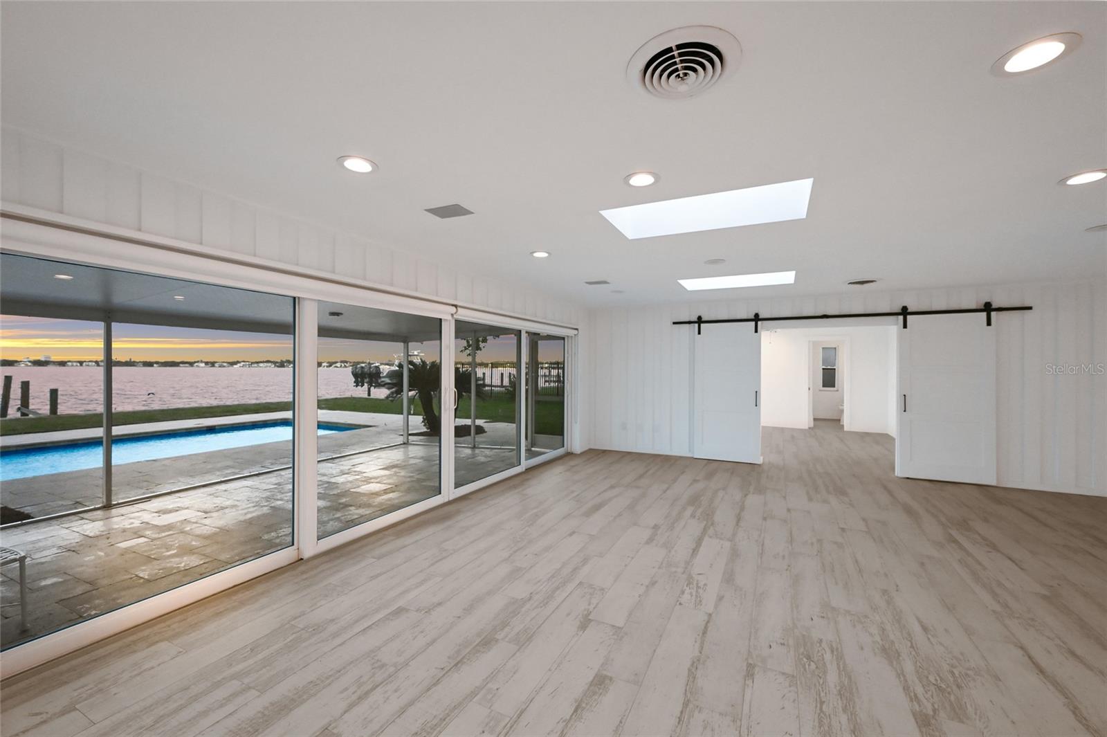 Image 36 of 45 For 843 Norsota Way