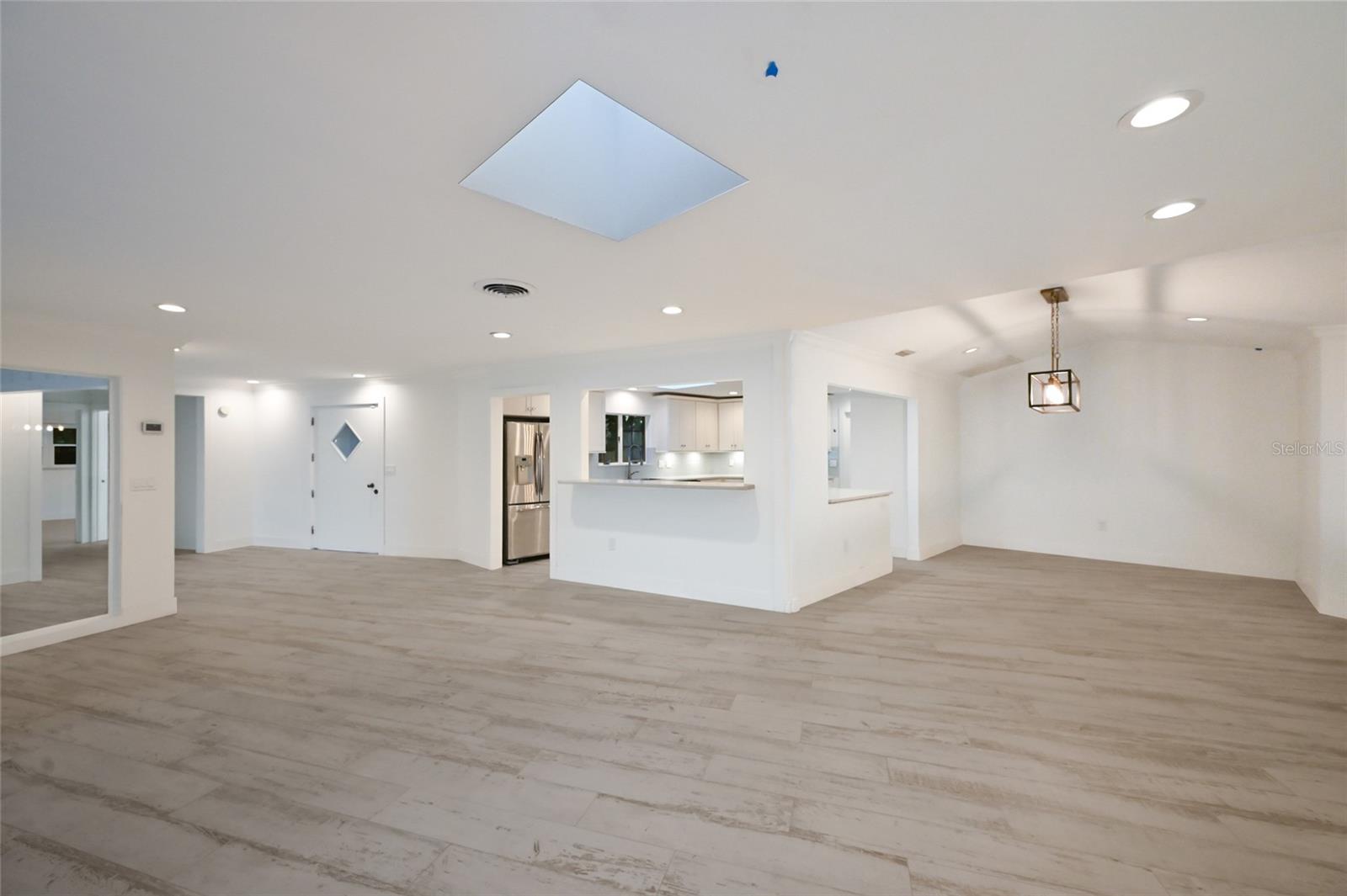 Image 38 of 45 For 843 Norsota Way