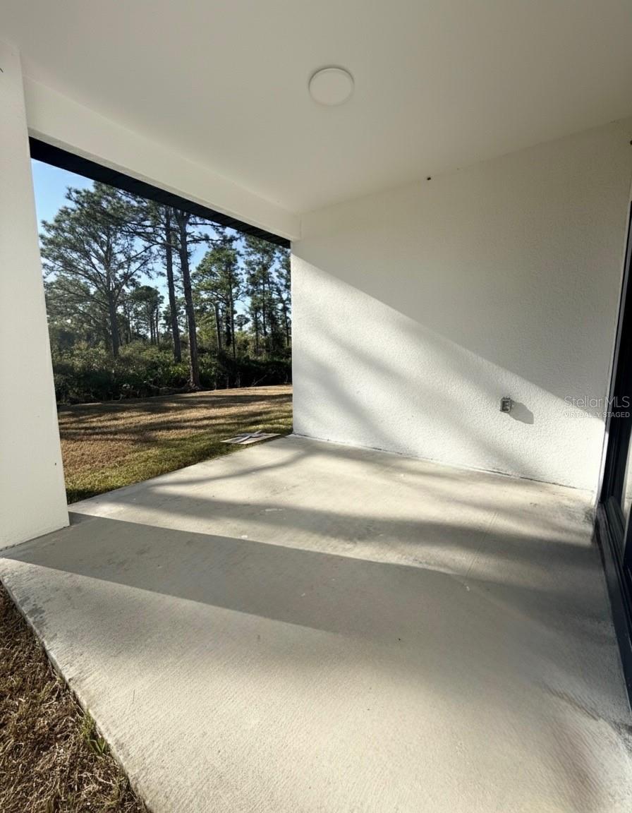 Image 18 of 19 For 15219 Estate Terrace