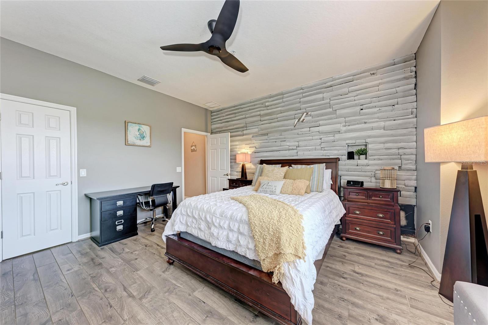 Image 21 of 44 For 4168 Overture Circle