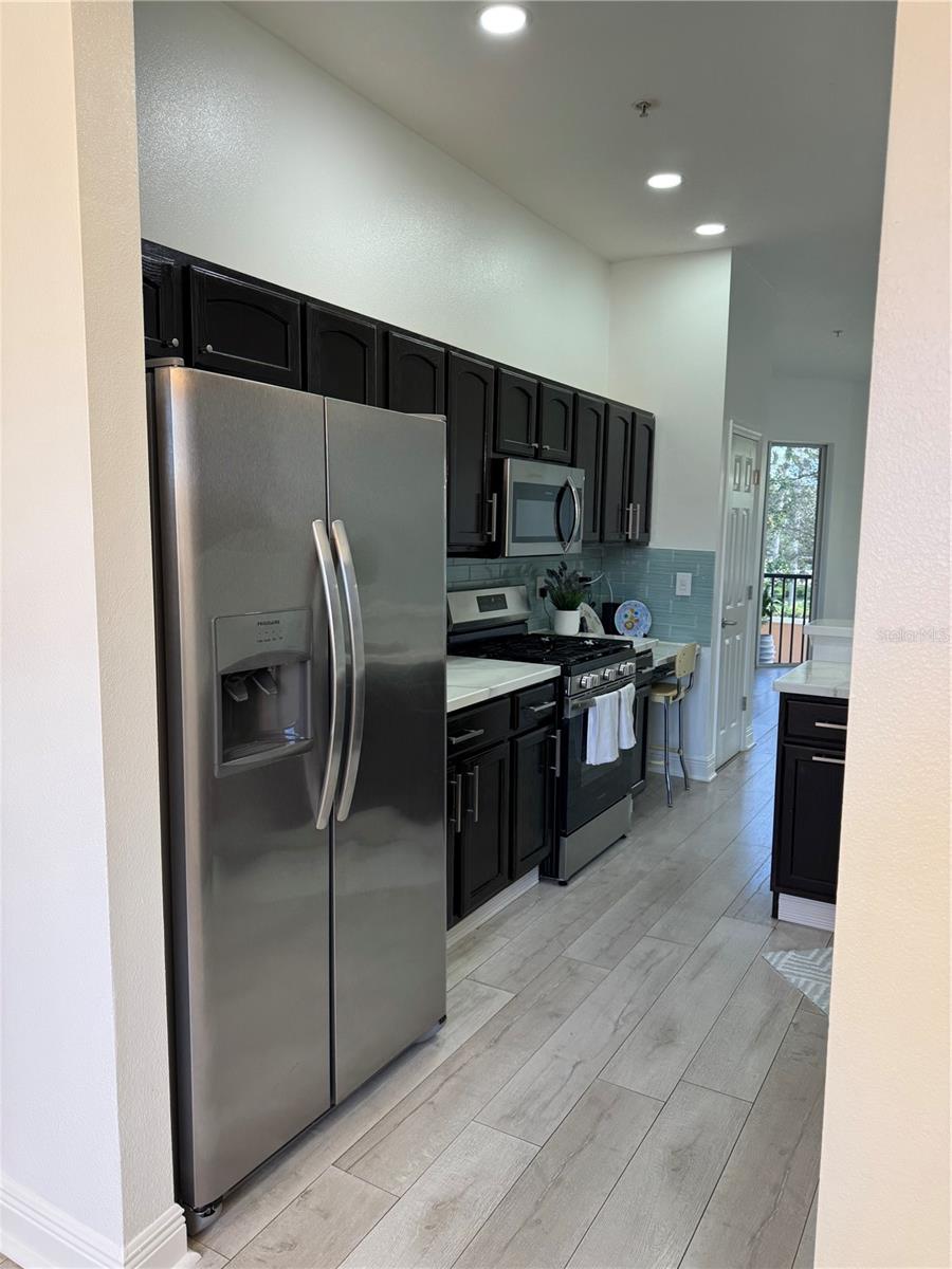 Image 13 of 50 For 8261 Miramar Way 8261