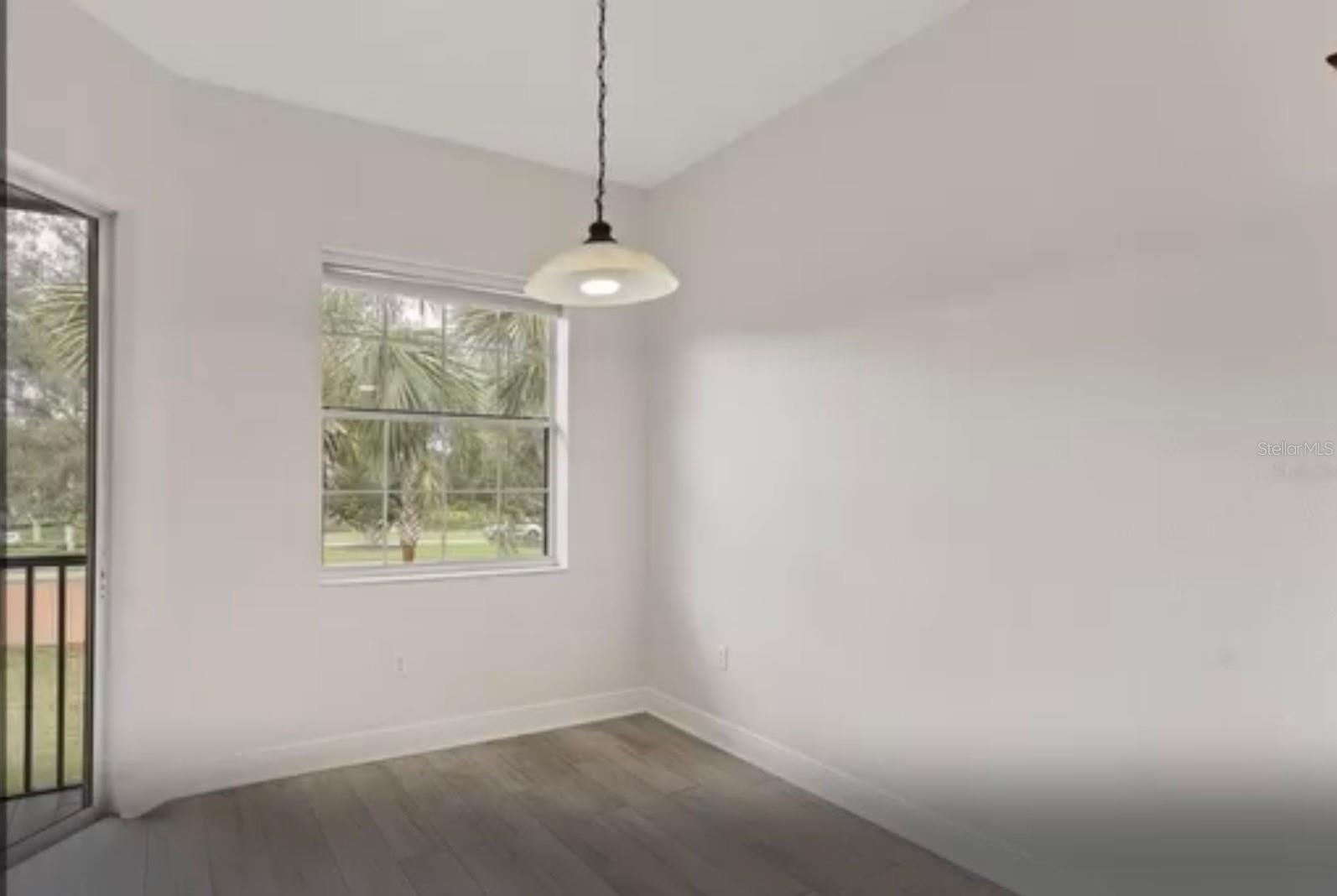 Image 18 of 50 For 8261 Miramar Way 8261